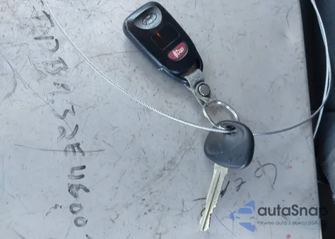 2013 Hyundai Elantra Gls from USA, damaged, VIN 5NPDH4AE9DH228695